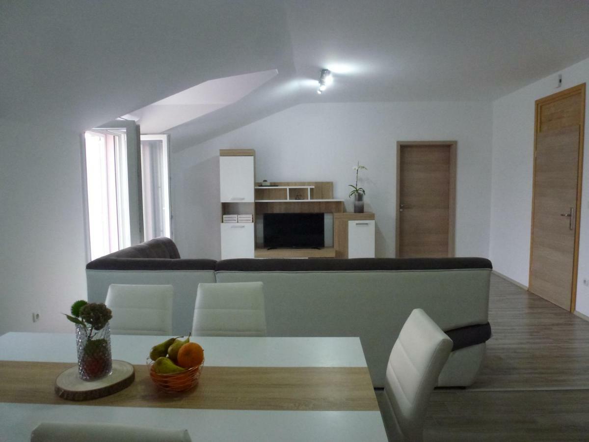 Apartmani Slavica Sibenik Luaran gambar