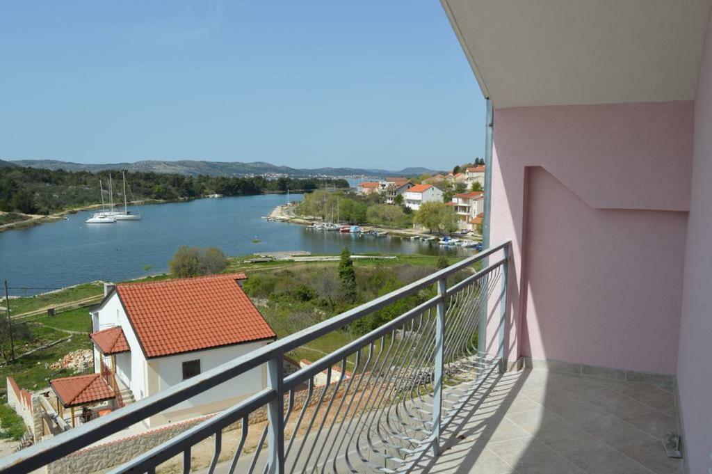 Apartmani Slavica Sibenik Luaran gambar