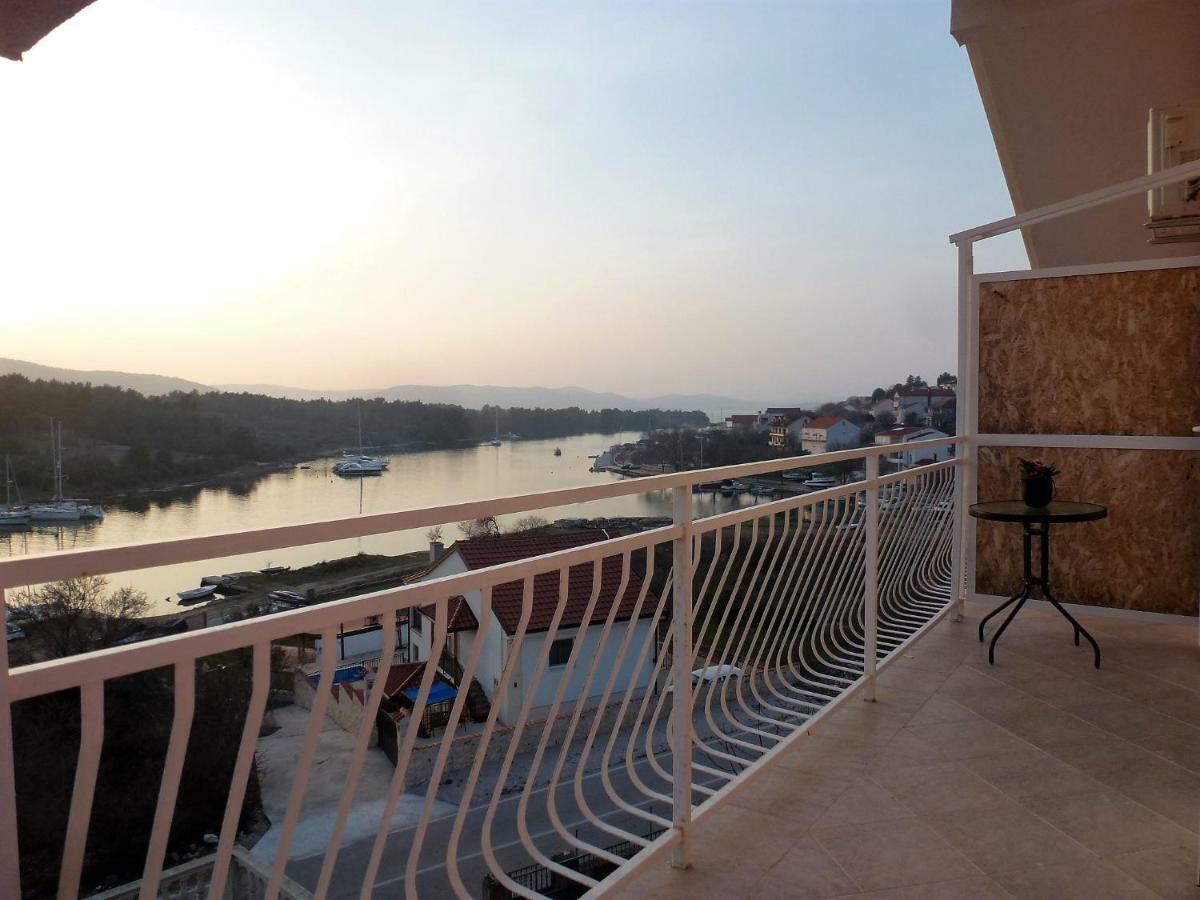 Apartmani Slavica Sibenik Luaran gambar