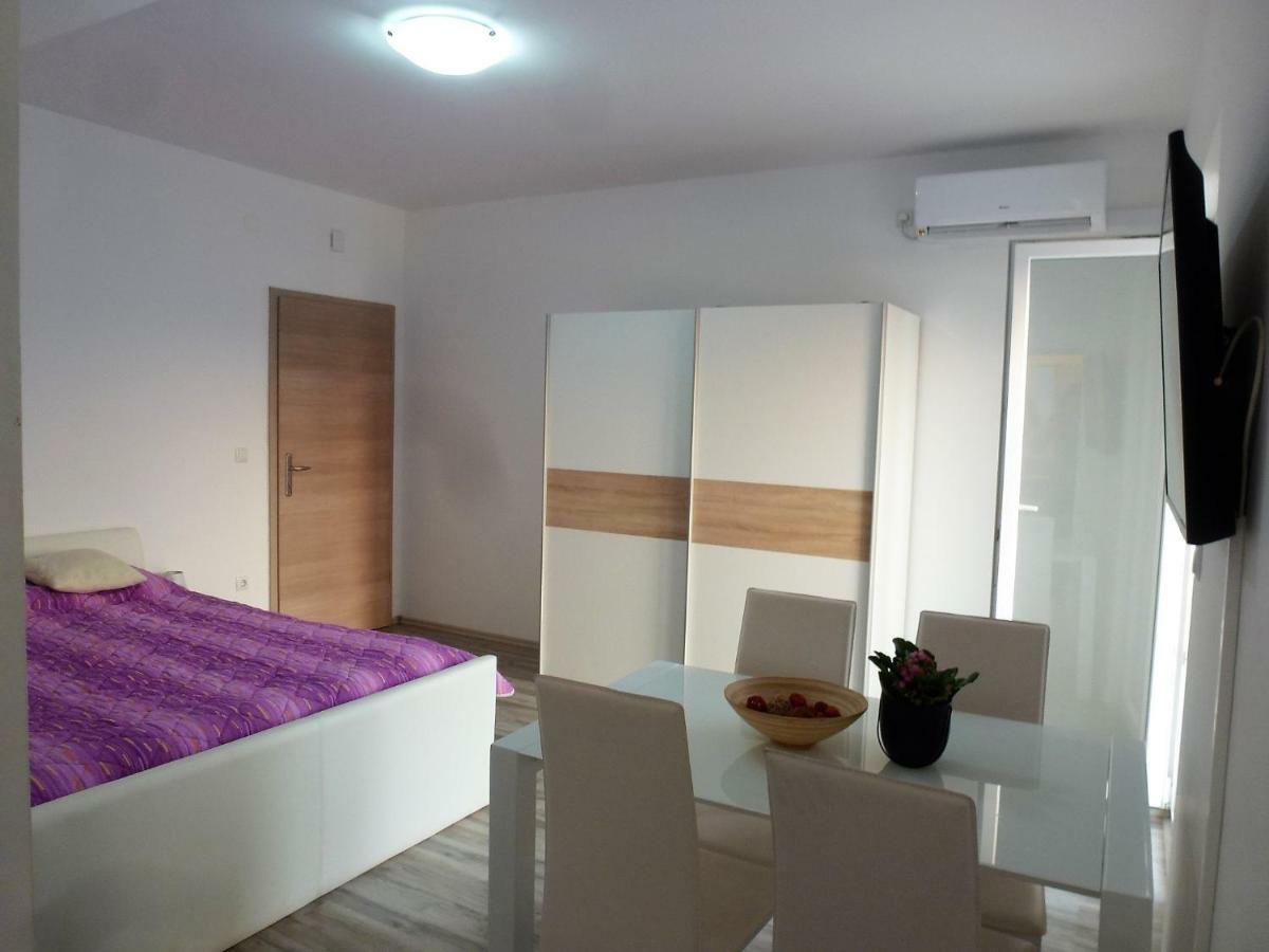Apartmani Slavica Sibenik Luaran gambar