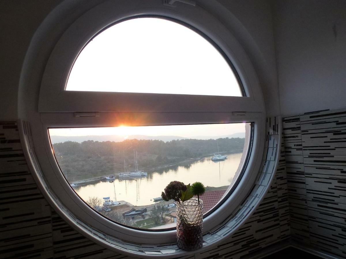 Apartmani Slavica Sibenik Luaran gambar